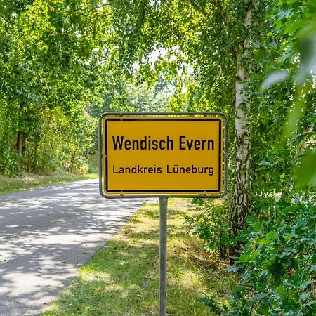 Apartmán 2 Bedroom Beautiful Apartment In Wendisch Evern