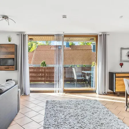 2 Bedroom Beautiful Apartment In Wendisch Evern * Wendisch Evern
