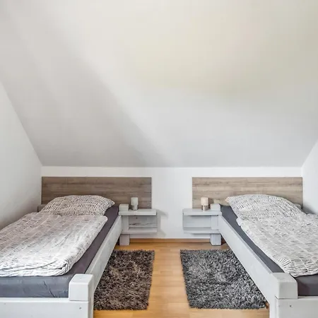 2 Bedroom Beautiful Apartment In Wendisch Evern * Wendisch Evern